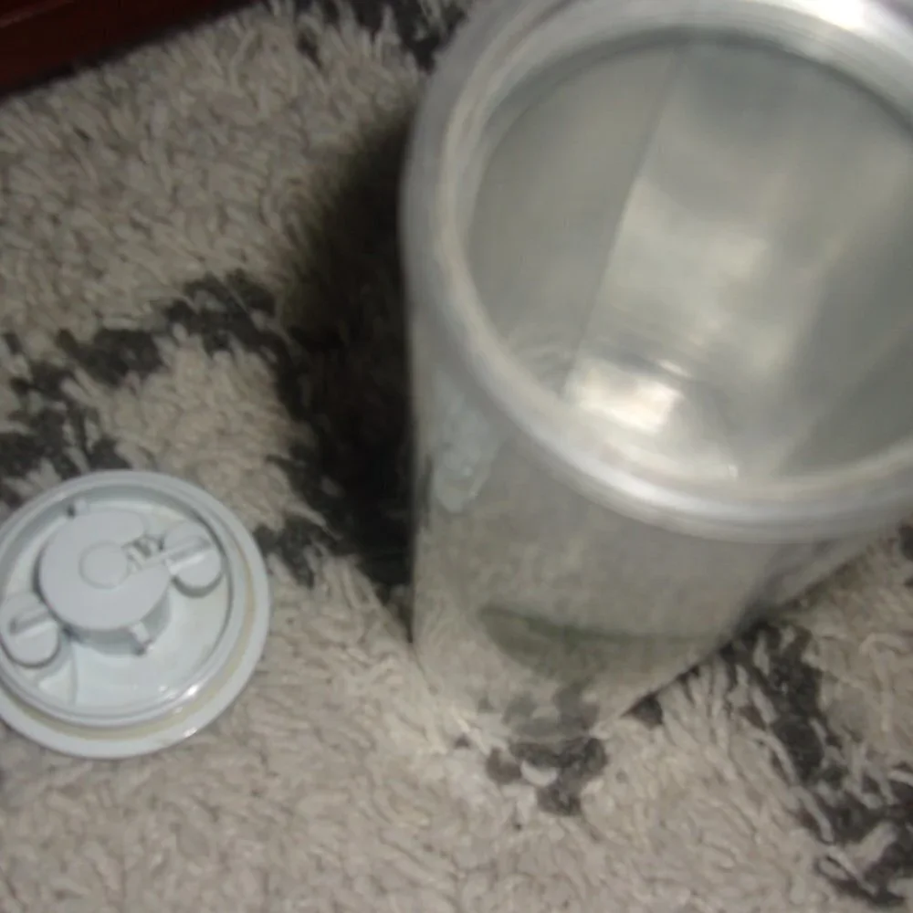 Starbucks Holiday Silver Bubbly Tumbler-bubble Platinum Used